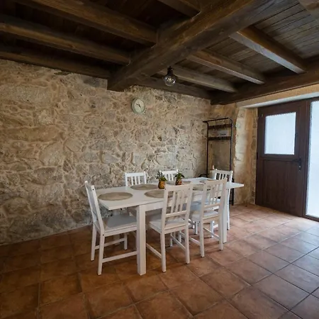 A De Pepita, En By Urent *